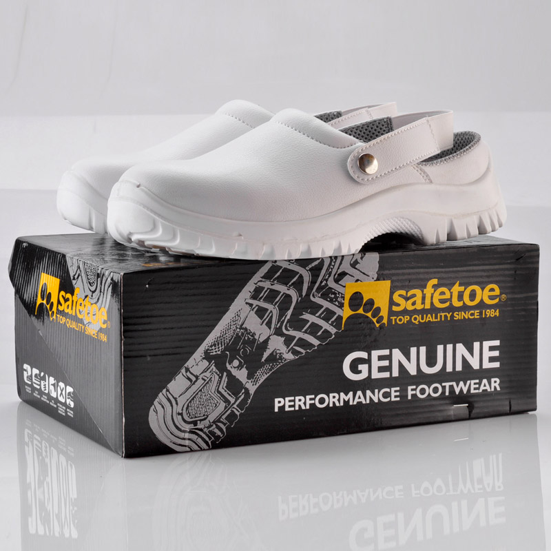 Sapatos de segurança de trabalho com espaço livre para cozinha de restaurante